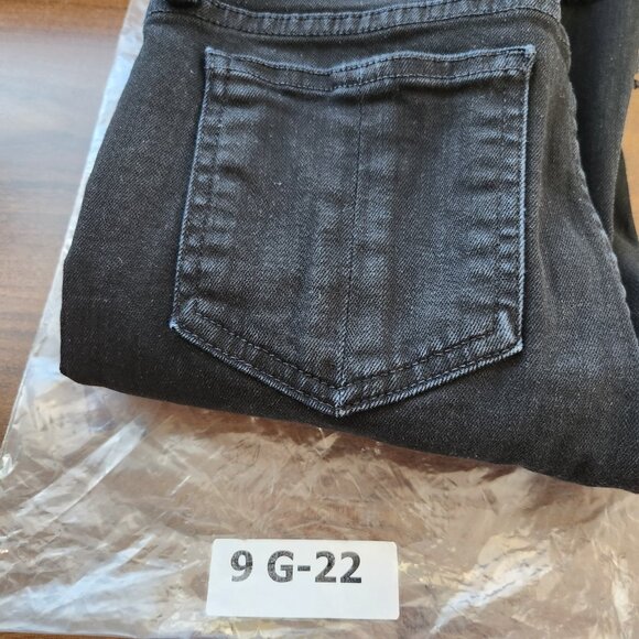 Rag & Bone Jeans Size 25 Flare Leg Frayed Hem10 inch Crop Black - Picture 14 of 16